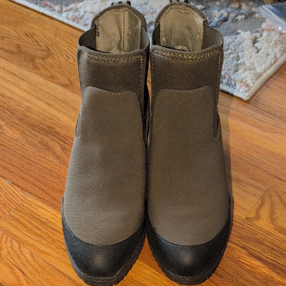 Army Green Water Resistant Booties Size 7